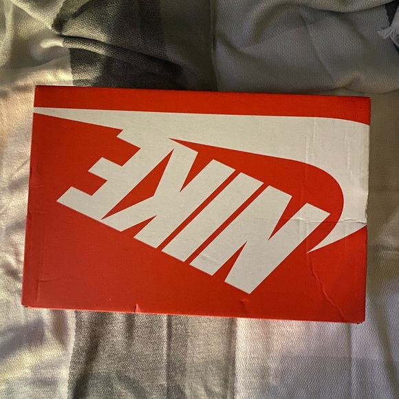 Nike Huarache 1 year old. Only wear 2 times - Picture 5 of 5